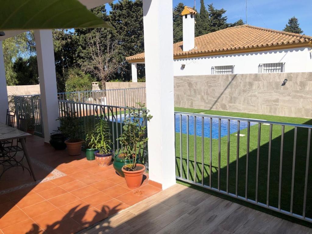 Casas Juani- Chalet Con Piscina Conil De La Frontera Exterior photo