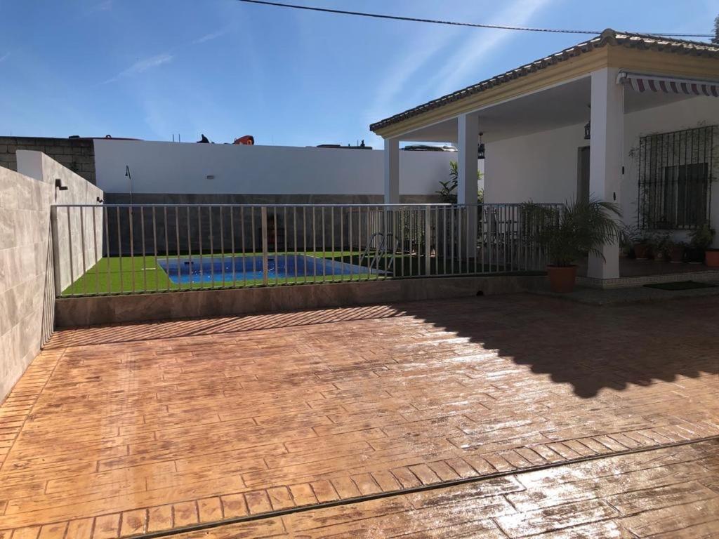 Casas Juani- Chalet Con Piscina Conil De La Frontera Exterior photo